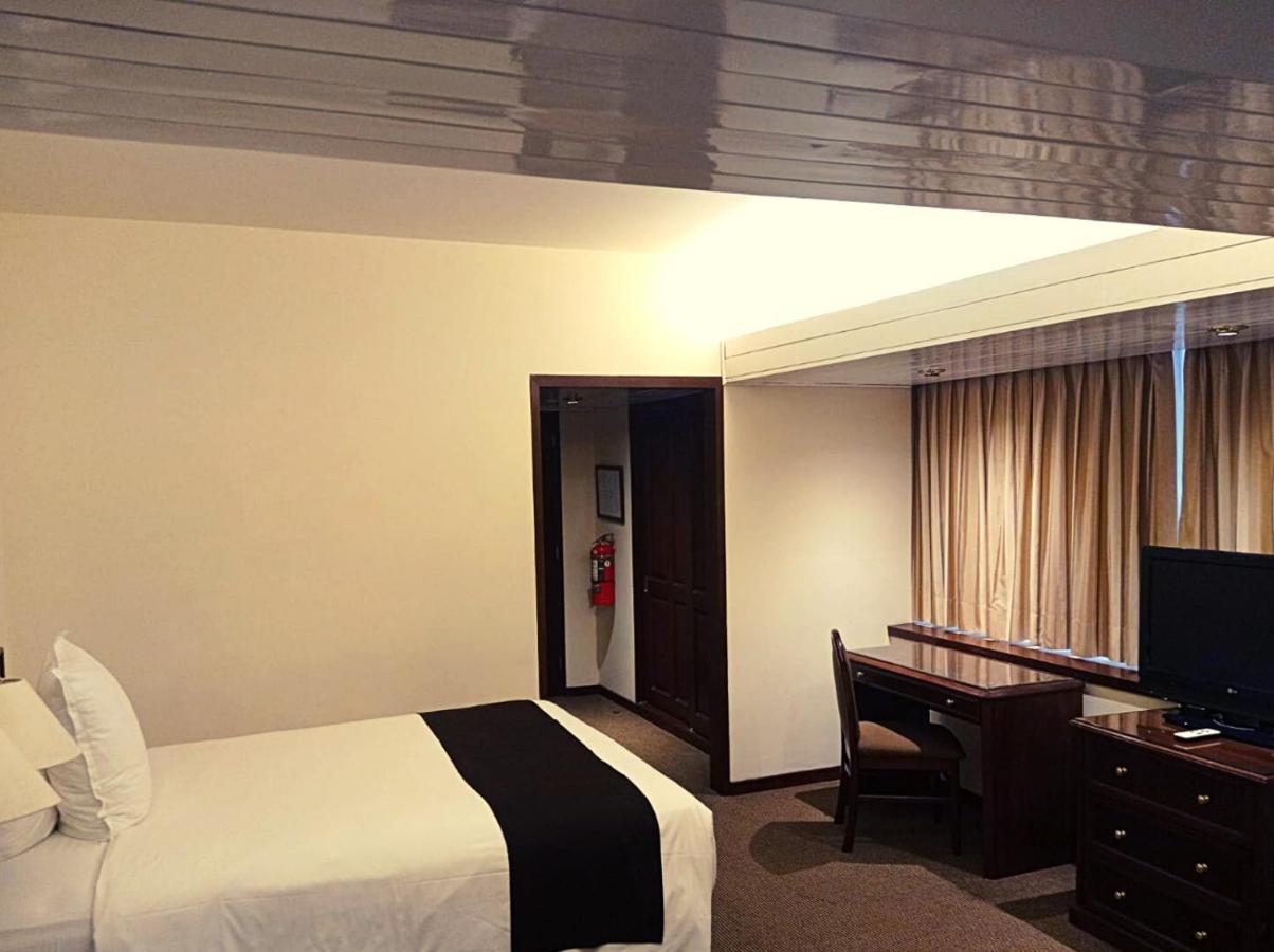 J&A Classic Hotel Lima Ngoại thất bức ảnh A room at the hotel